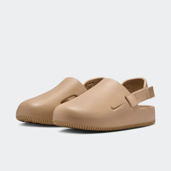 AURORA_FD5131-200_PHCFH001-2000.webp Nike Calm Mule (Brown)