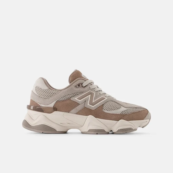 gc9060ex_nb_02_i.webp New Balance 9060 Lace (Mushroom with Shipyard)