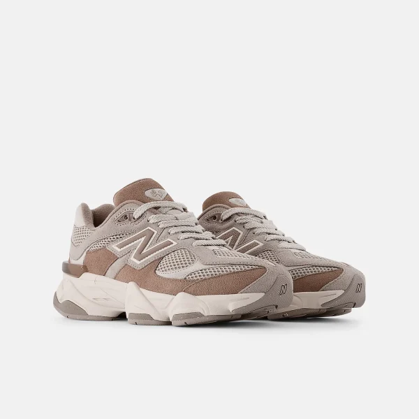 gc9060ex_nb_05_i.webp New Balance 9060 Lace (Mushroom with Shipyard)