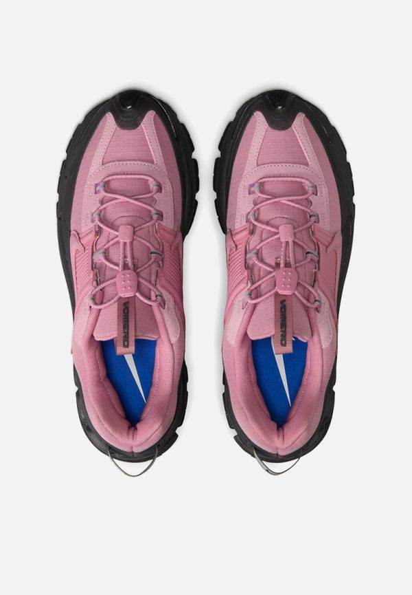 original-3.jpg Nike Zoom Vomero Roam (Pink/Black)