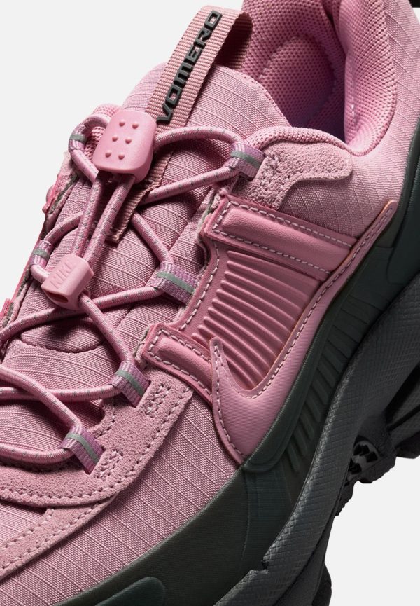 original-4.jpg Nike Zoom Vomero Roam (Pink/Black)